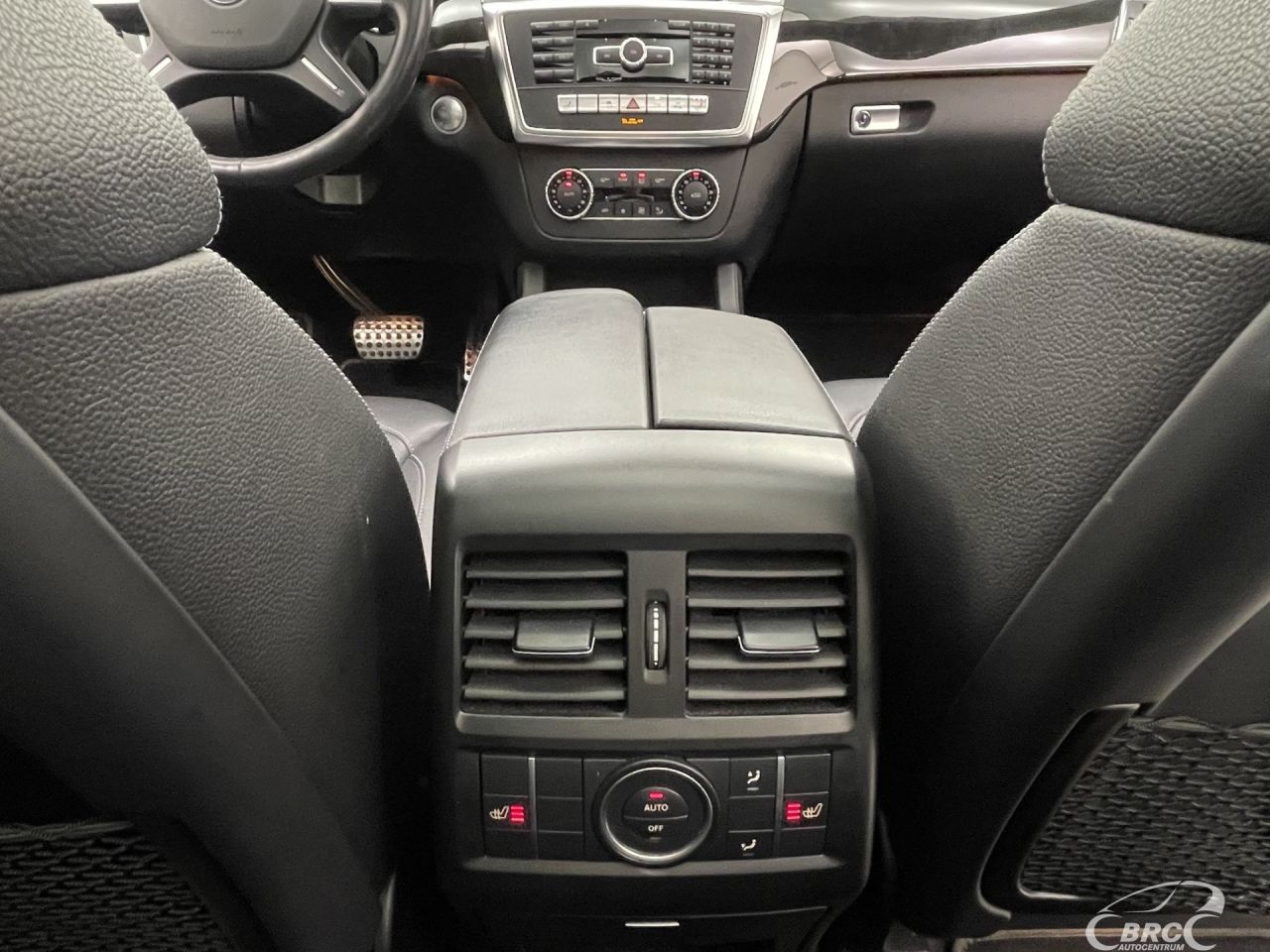 Mercedes-Benz ML400 | 13