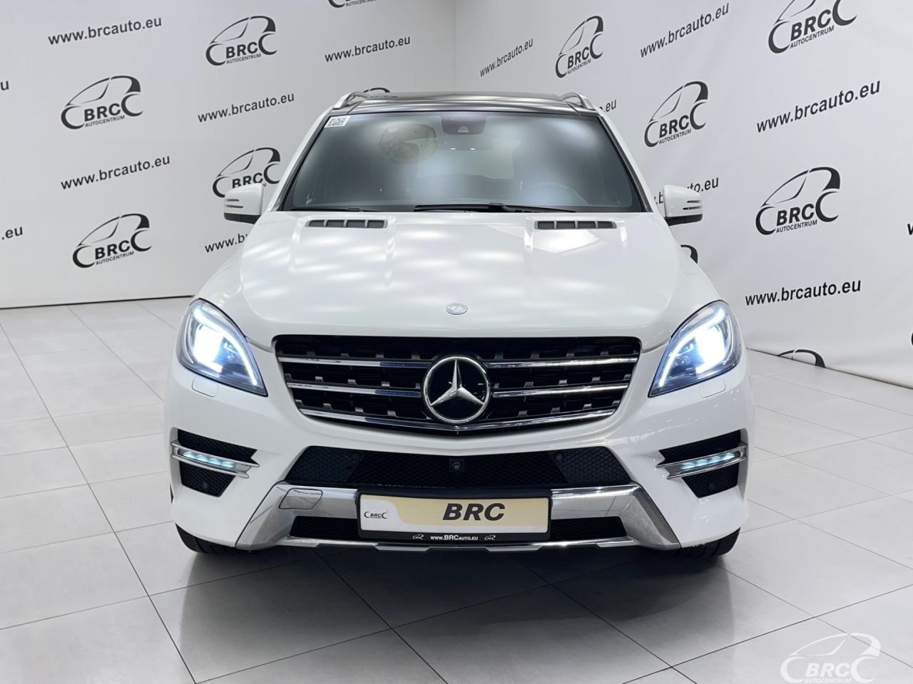 Mercedes-Benz ML400 | 48