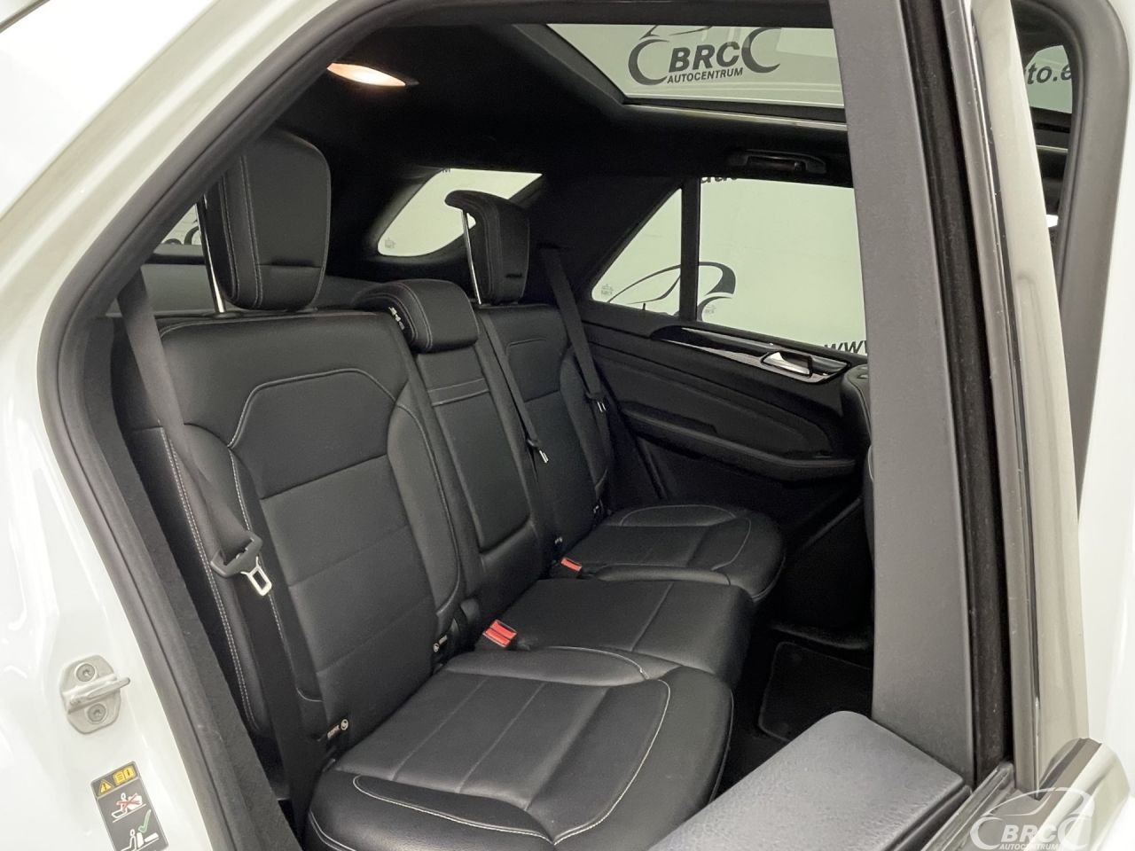 Mercedes-Benz ML400 | 11