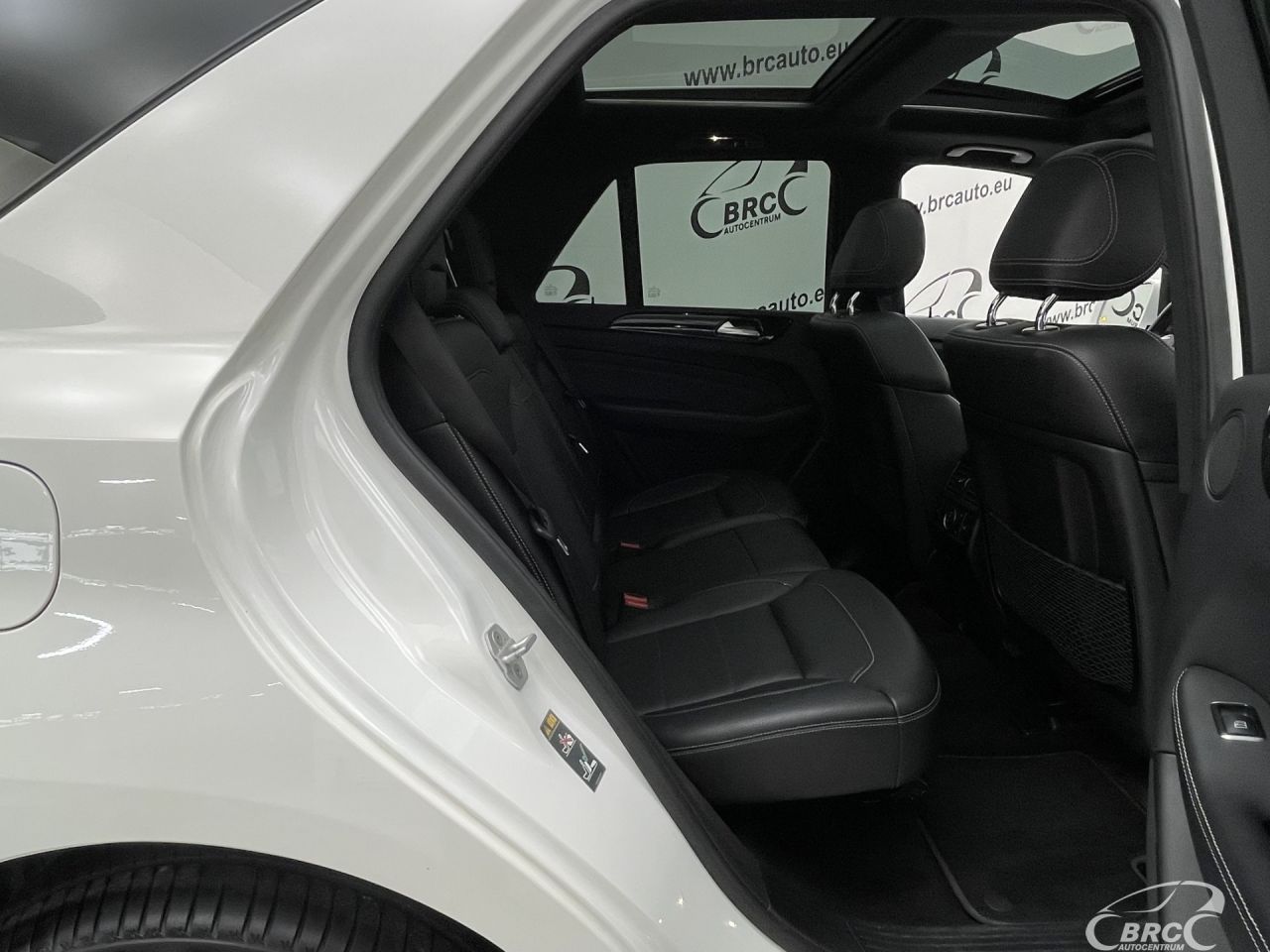 Mercedes-Benz ML400 | 9