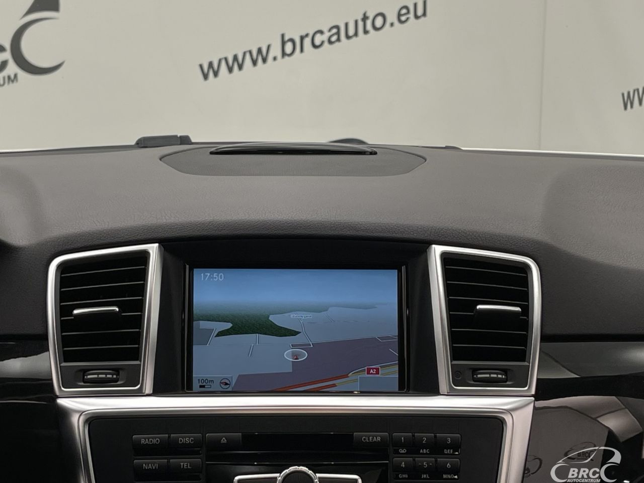 Mercedes-Benz ML400 | 16