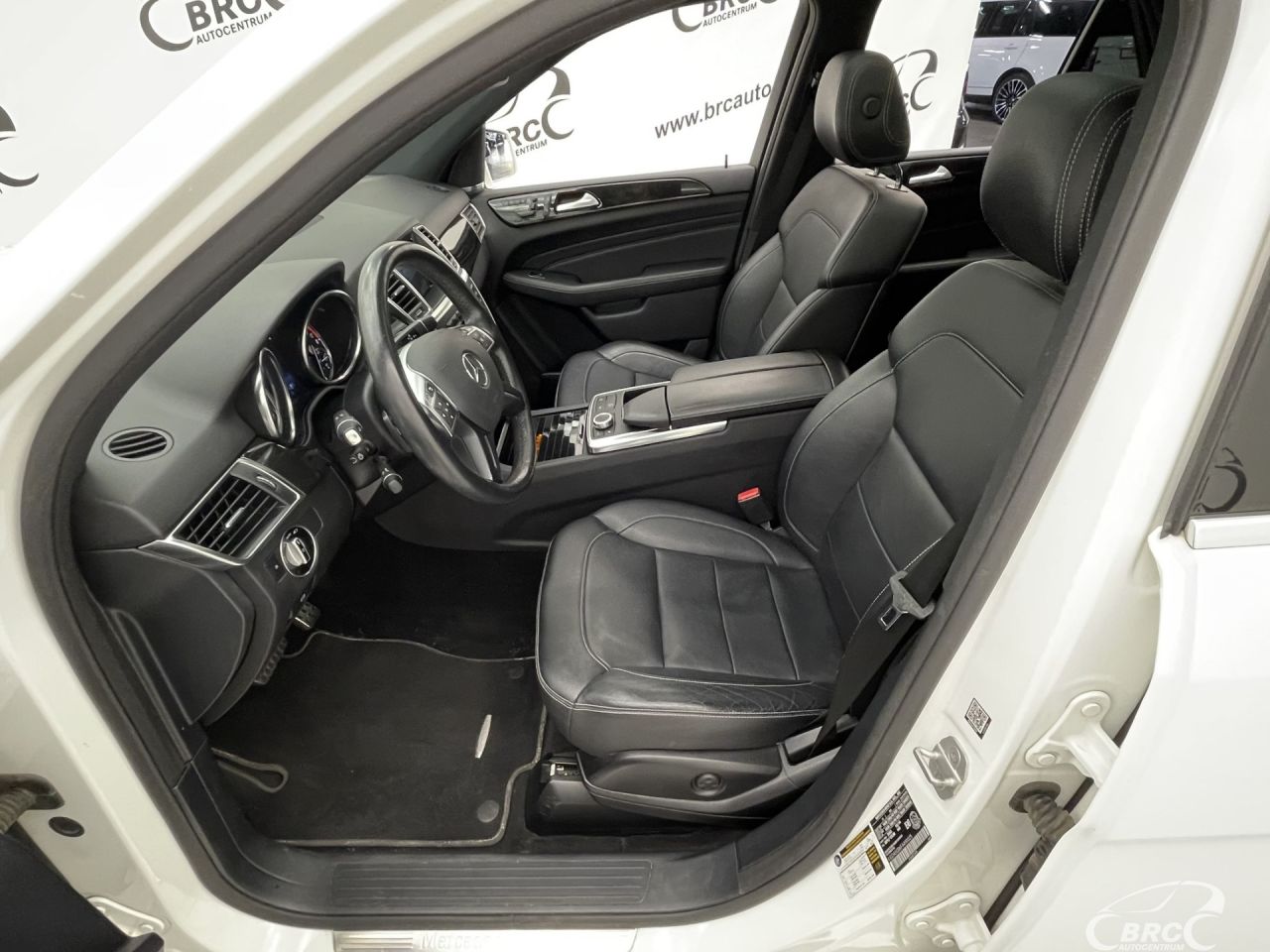 Mercedes-Benz ML400 | 21