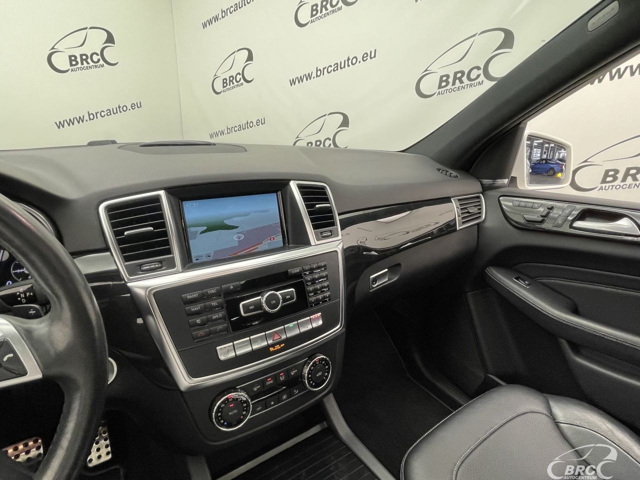 Mercedes-Benz ML400 | 27