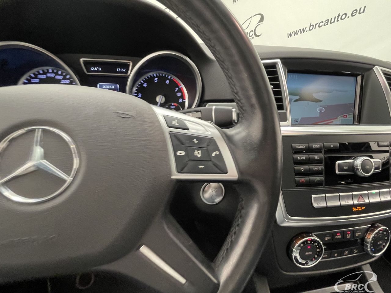 Mercedes-Benz ML400 | 29