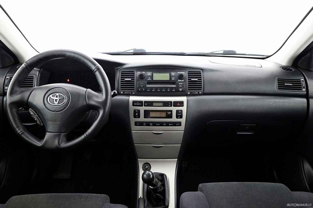 Toyota Corolla | 4
