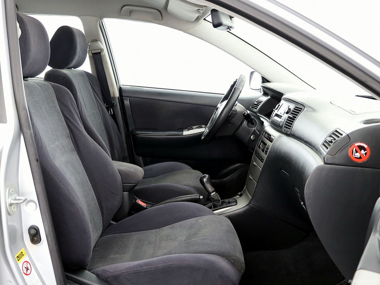 Toyota Corolla | 5