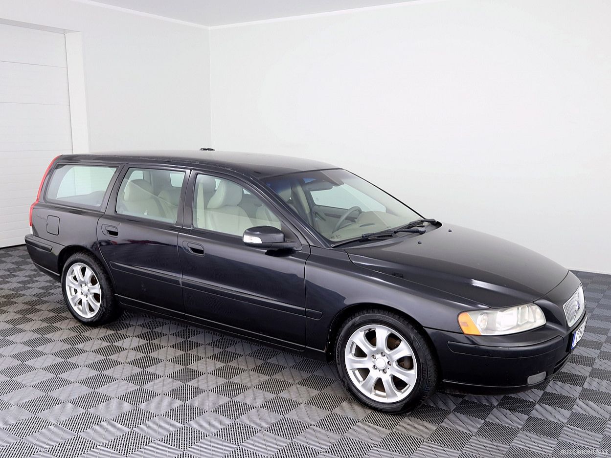 Volvo V70, 2.4 l., universal