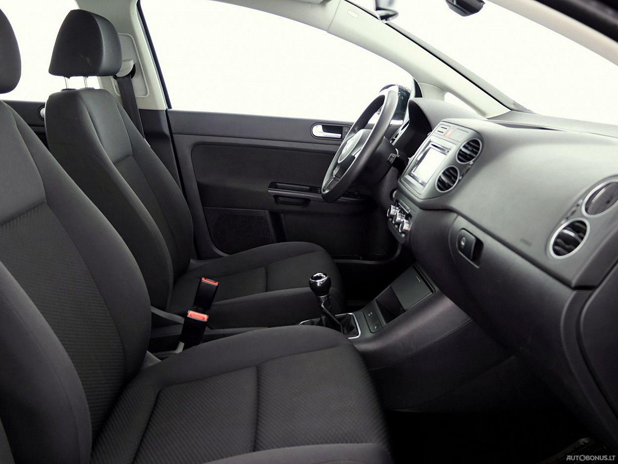 Volkswagen Golf | 5