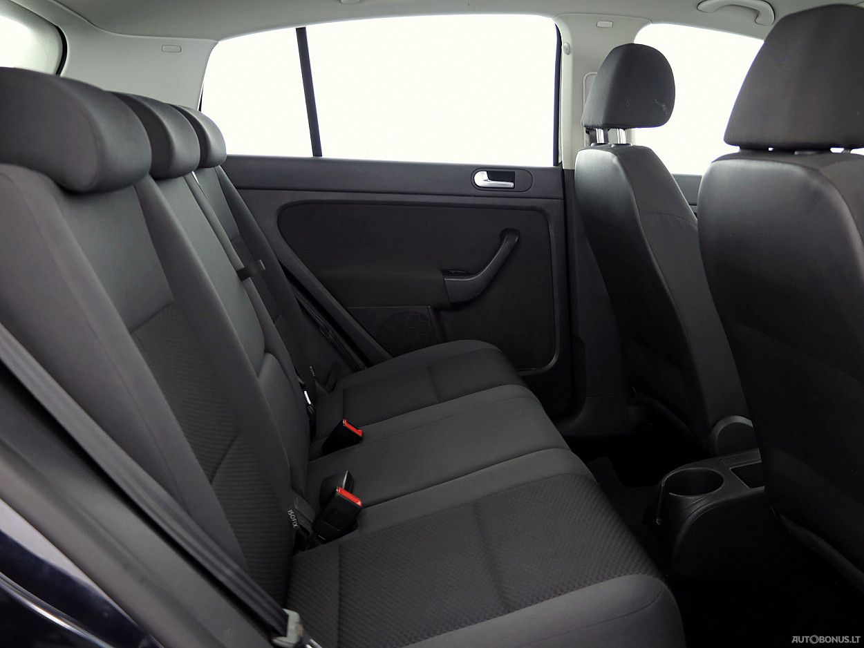 Volkswagen Golf | 6