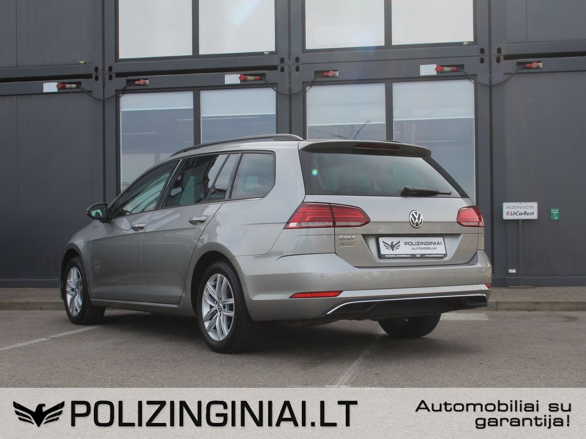 Volkswagen Golf | 3
