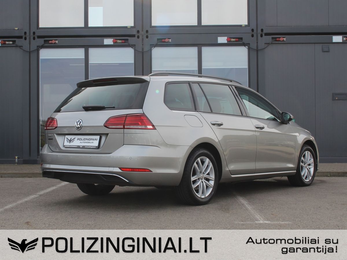 Volkswagen Golf | 2