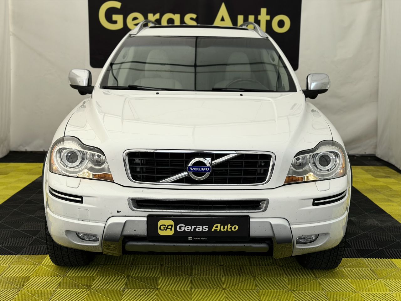 Volvo XC90 | 1
