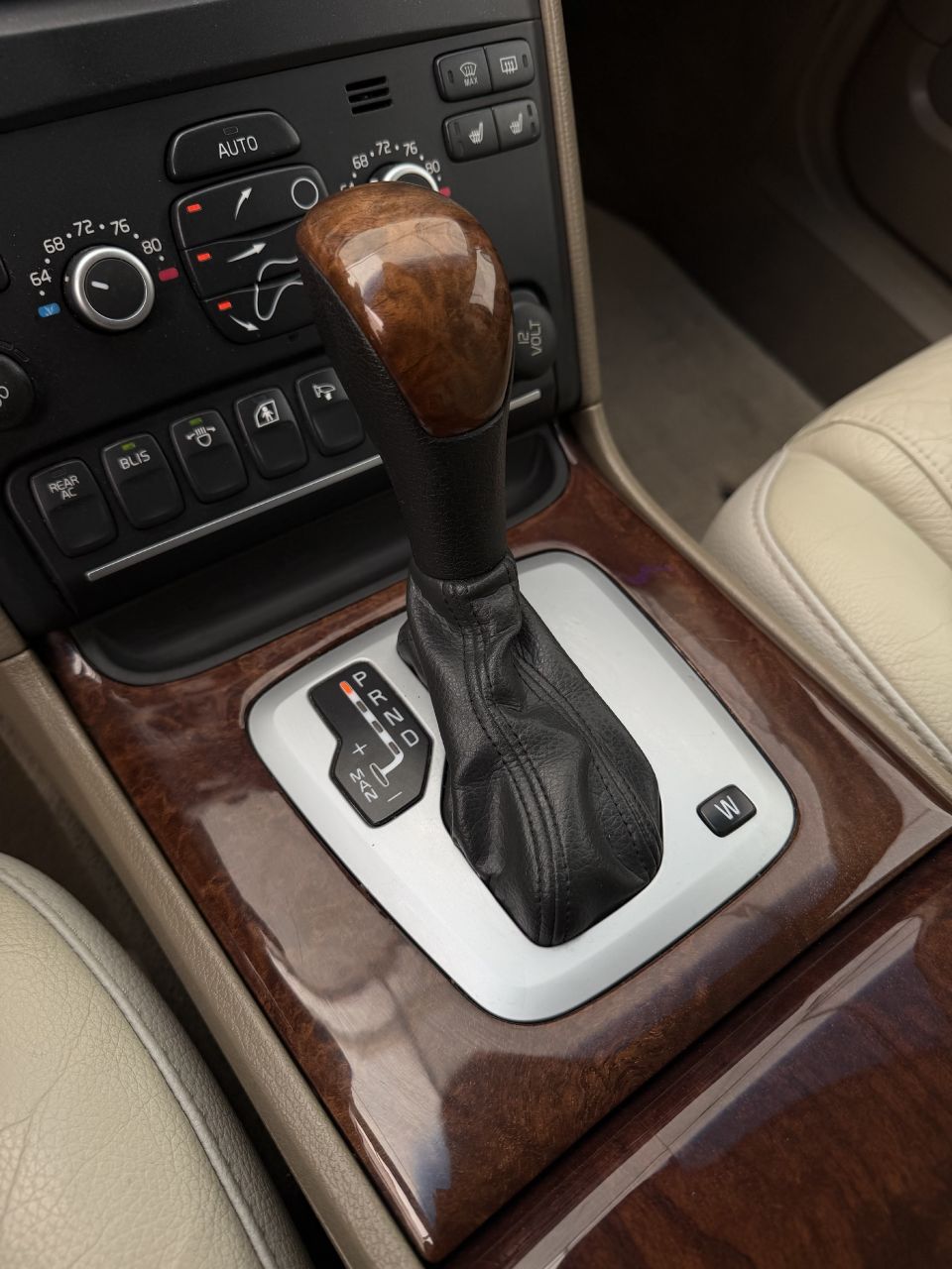 Volvo XC90 | 18