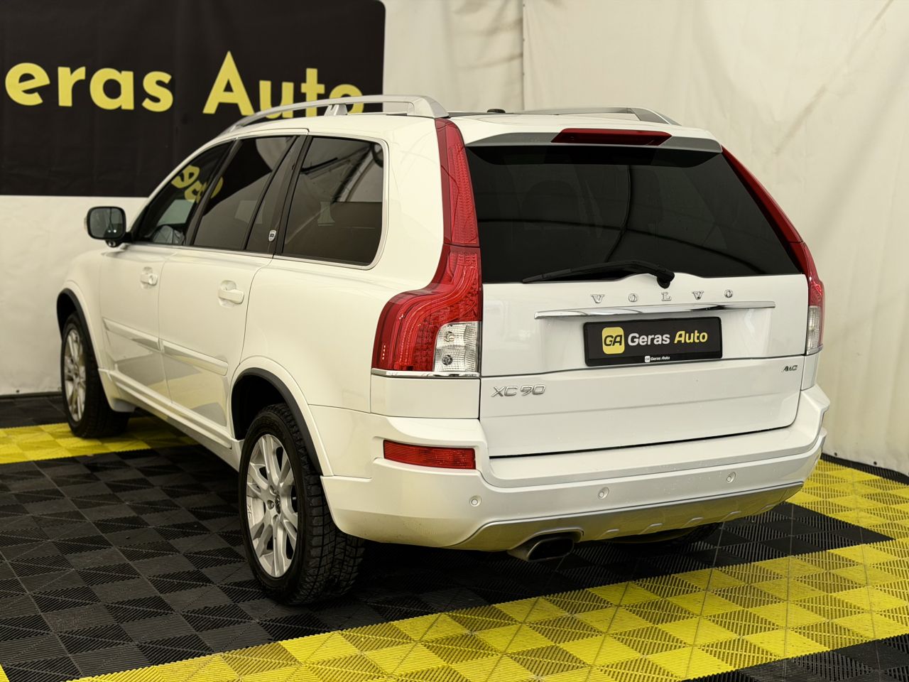 Volvo XC90 | 5