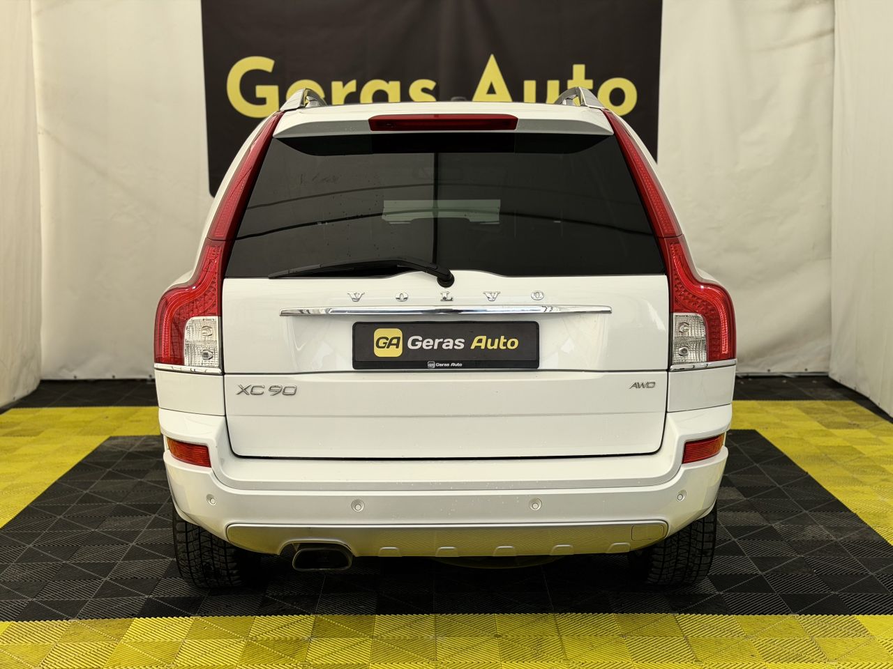 Volvo XC90 | 4