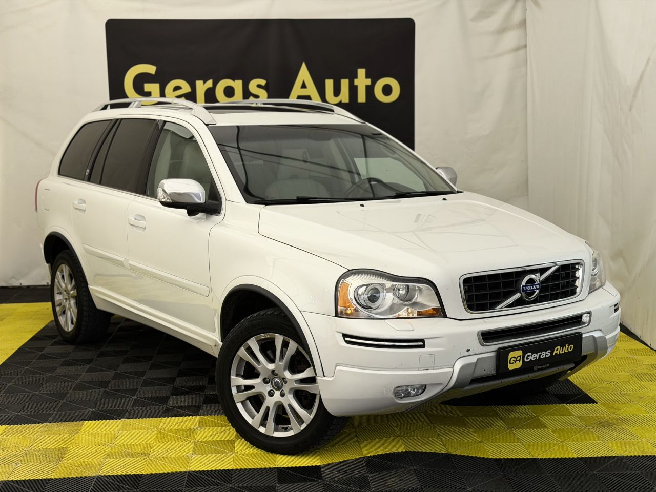 Volvo XC90 | 2