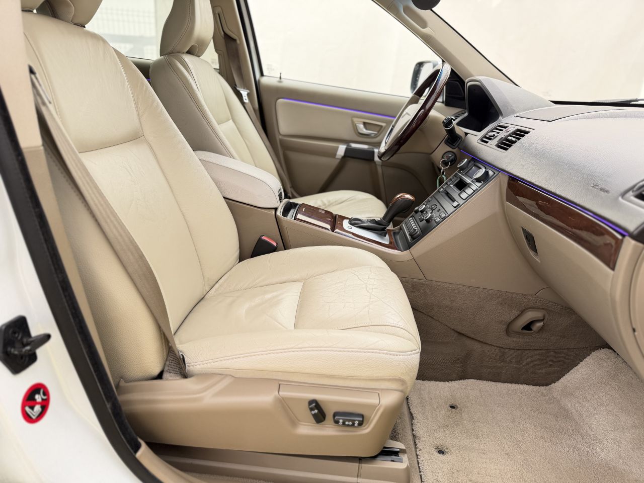 Volvo XC90 | 13