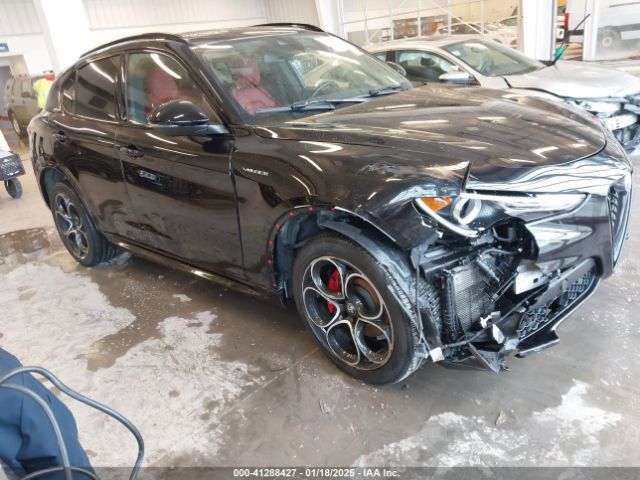 Alfa Romeo Stelvio, Внедорожник