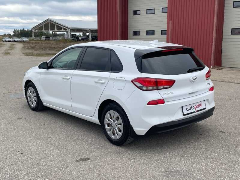 Hyundai i30 | 4