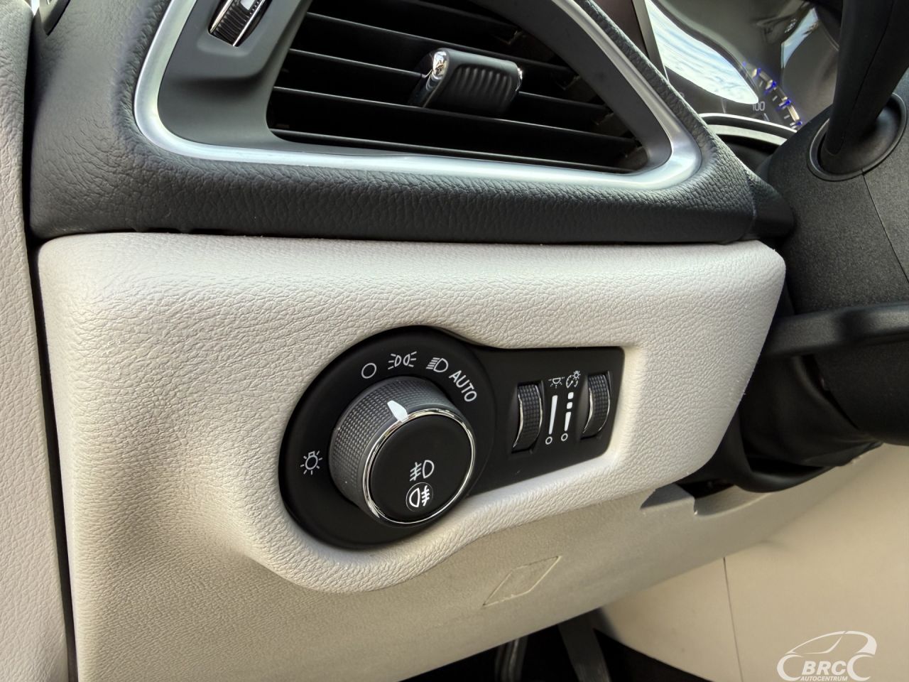 Chrysler Pacifica | 20