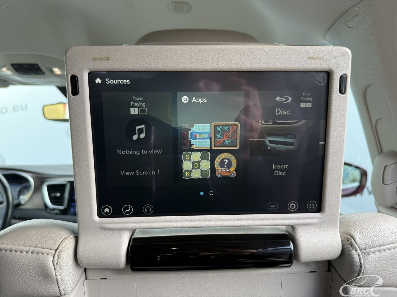 Chrysler Pacifica | 11