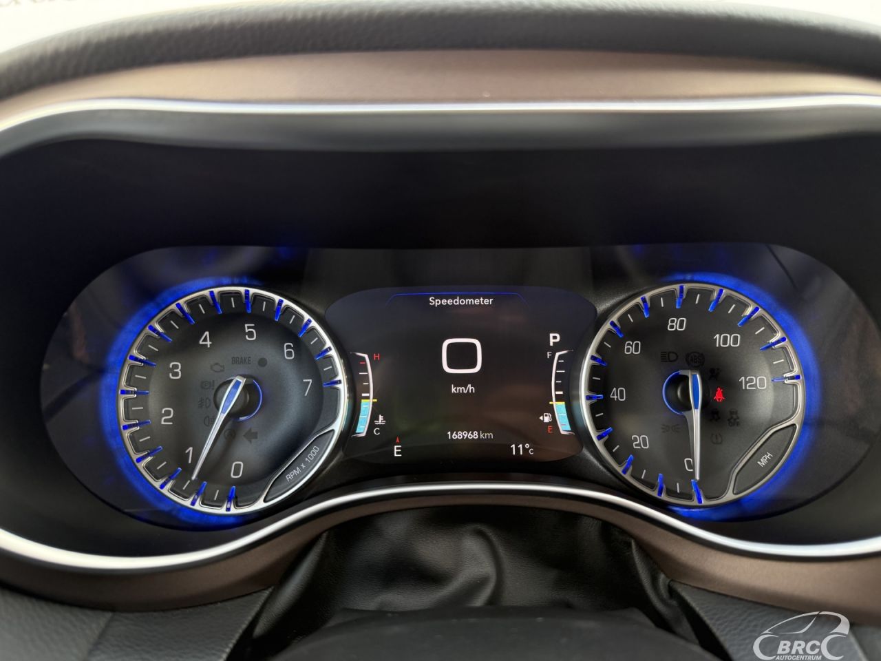 Chrysler Pacifica | 24
