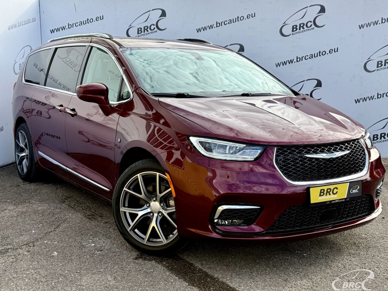 Chrysler Pacifica | 36