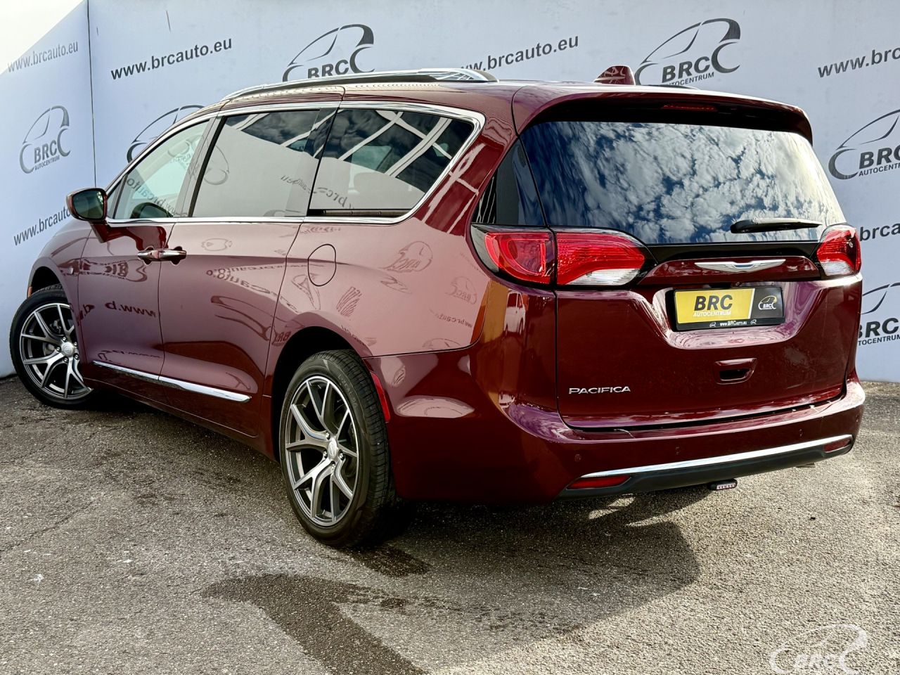 Chrysler Pacifica | 38