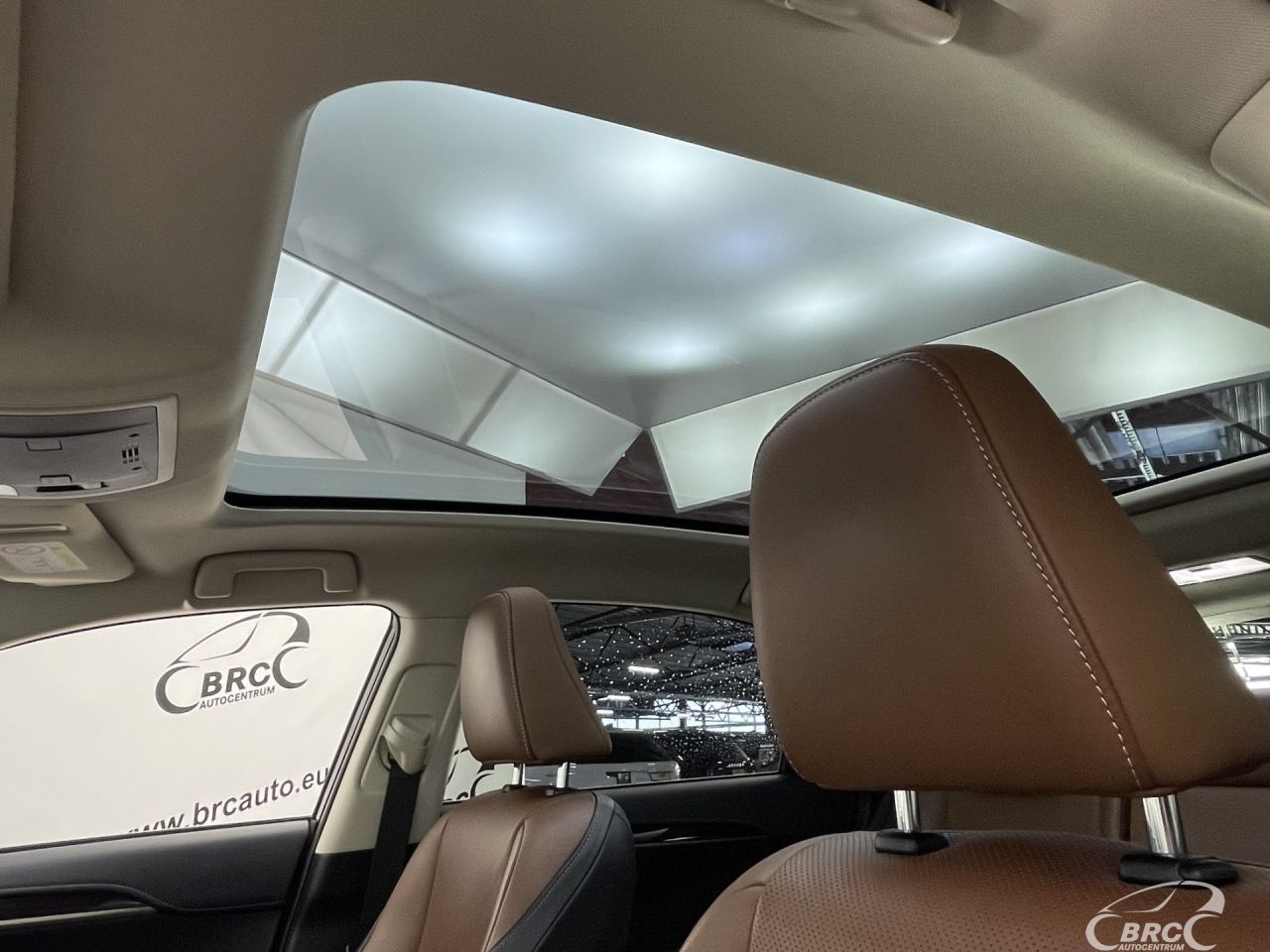 Lexus NX 300h | 26