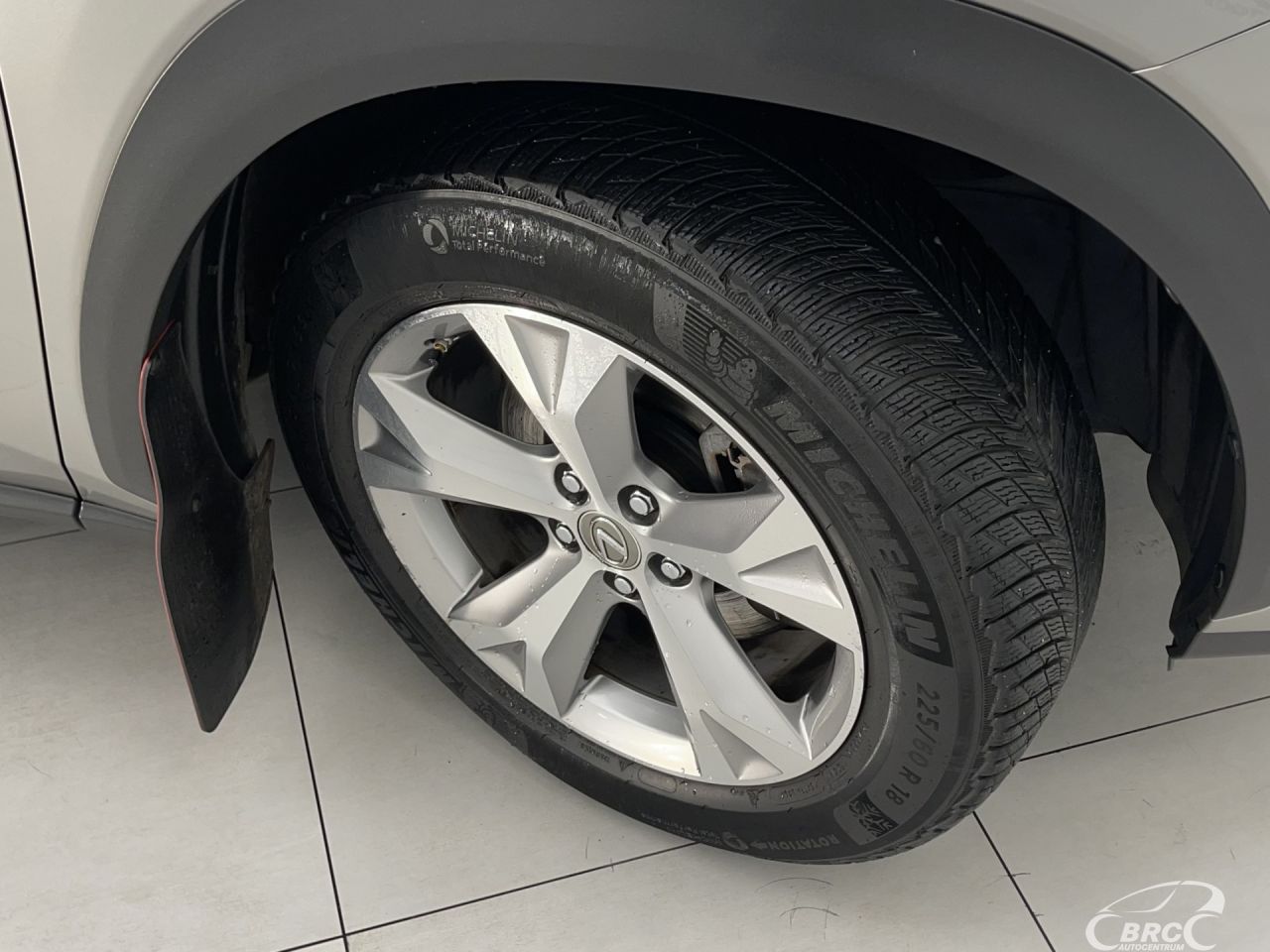 Lexus NX 300h | 54