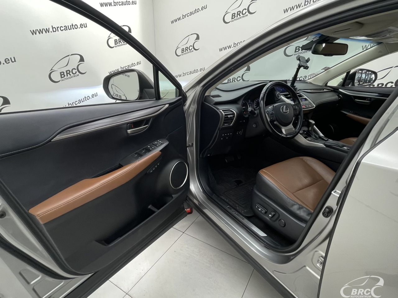 Lexus NX 300h | 20