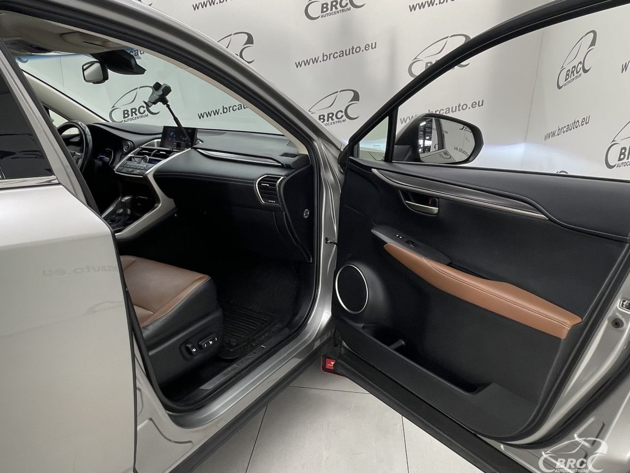 Lexus NX 300h | 7