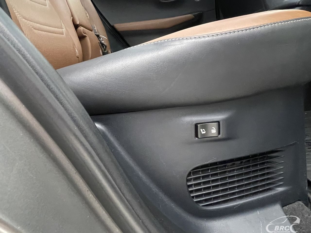 Lexus NX 300h | 12