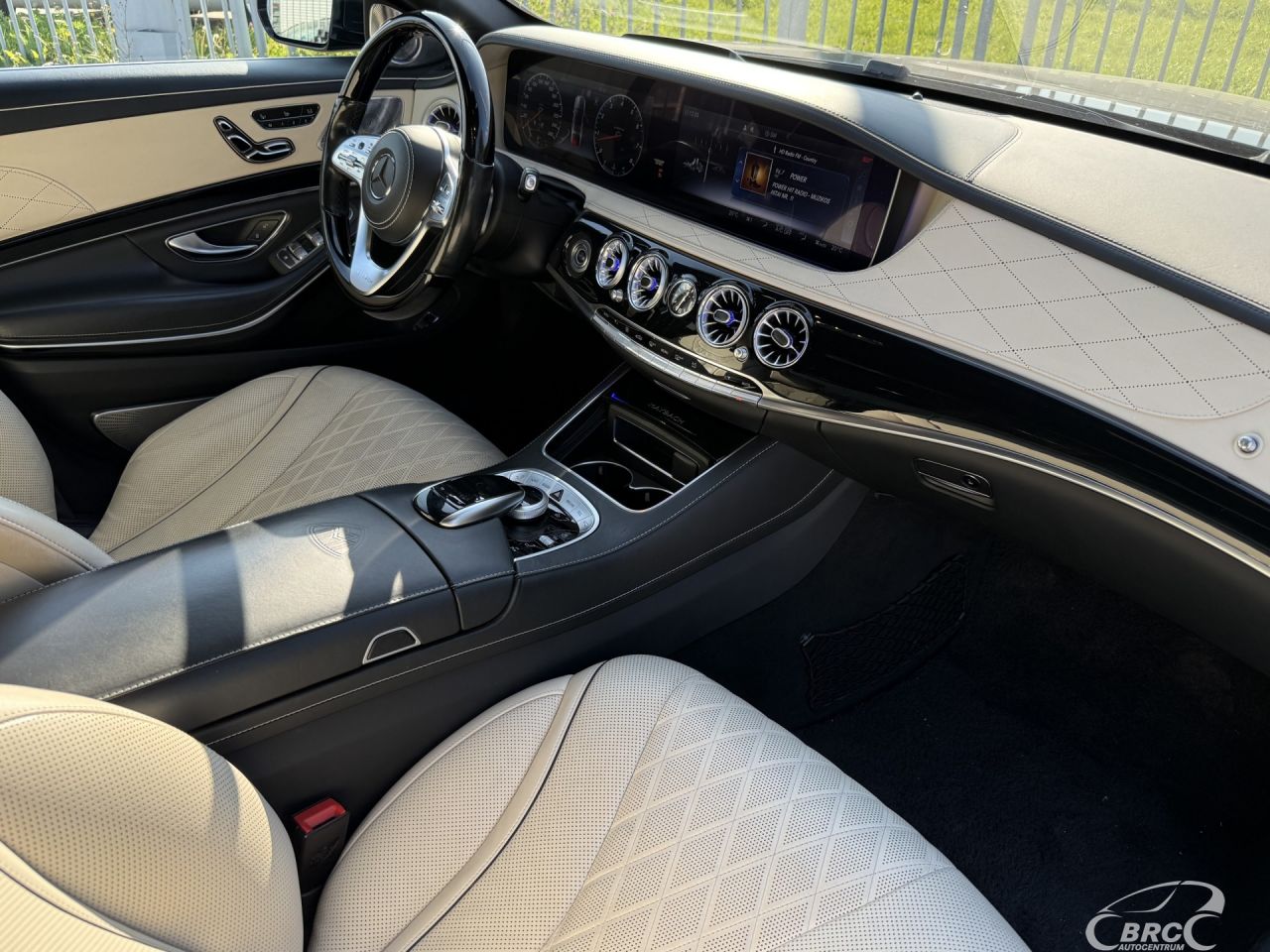 Mercedes-Benz S560 | 12