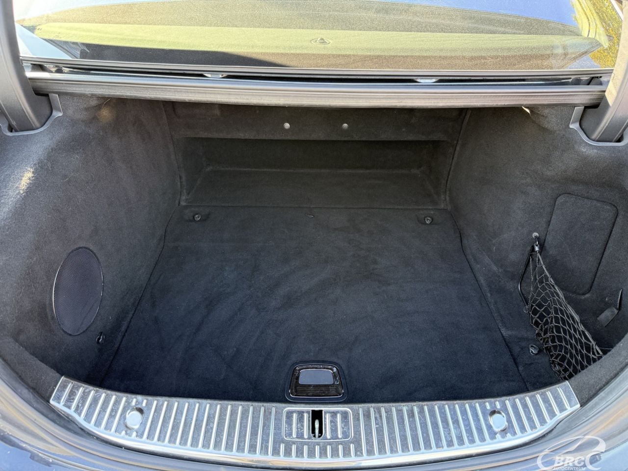Mercedes-Benz S560 | 23