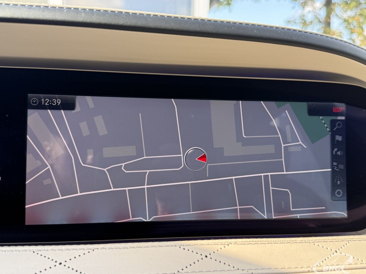 Mercedes-Benz S560 | 48