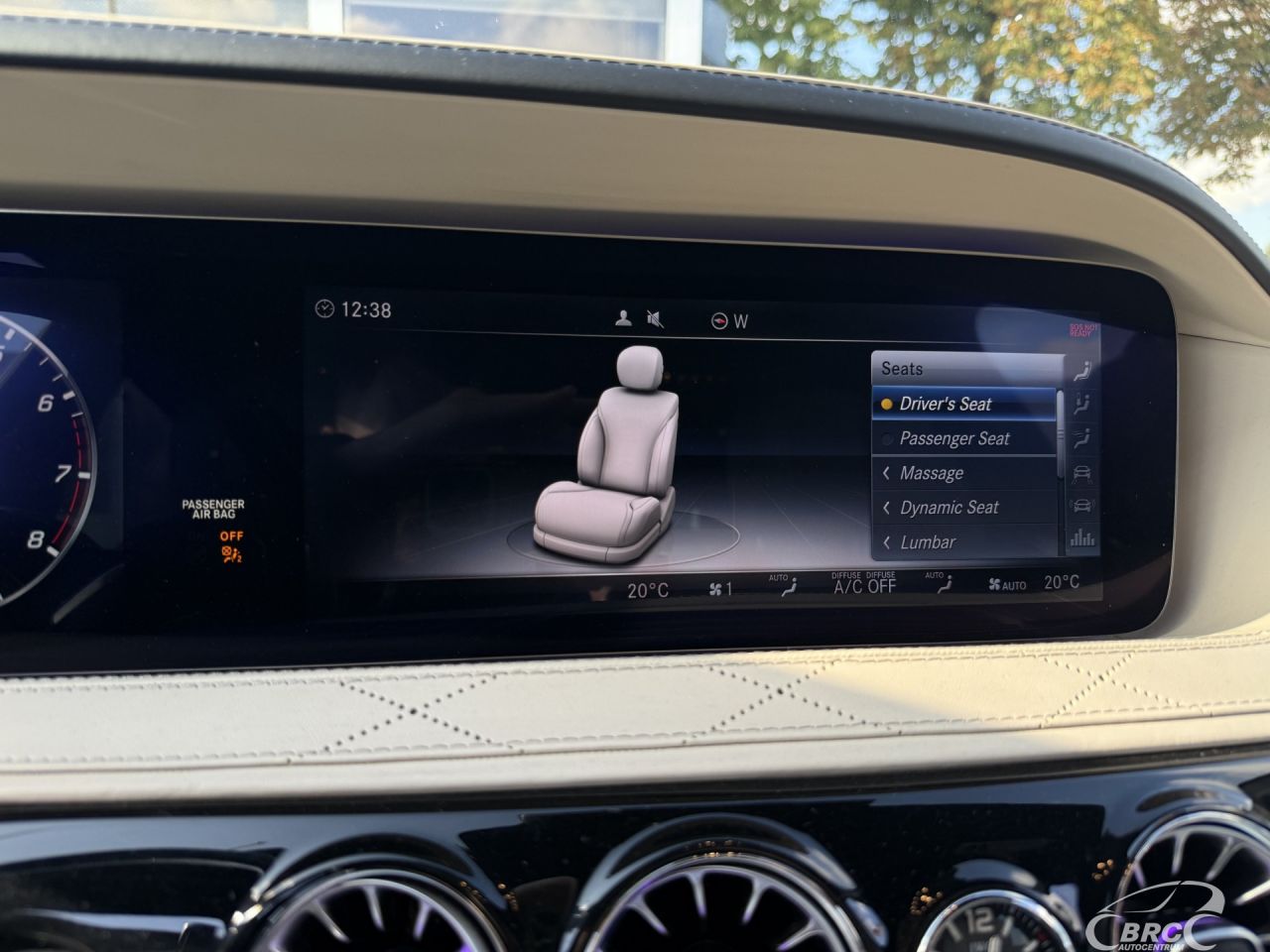 Mercedes-Benz S560 | 42