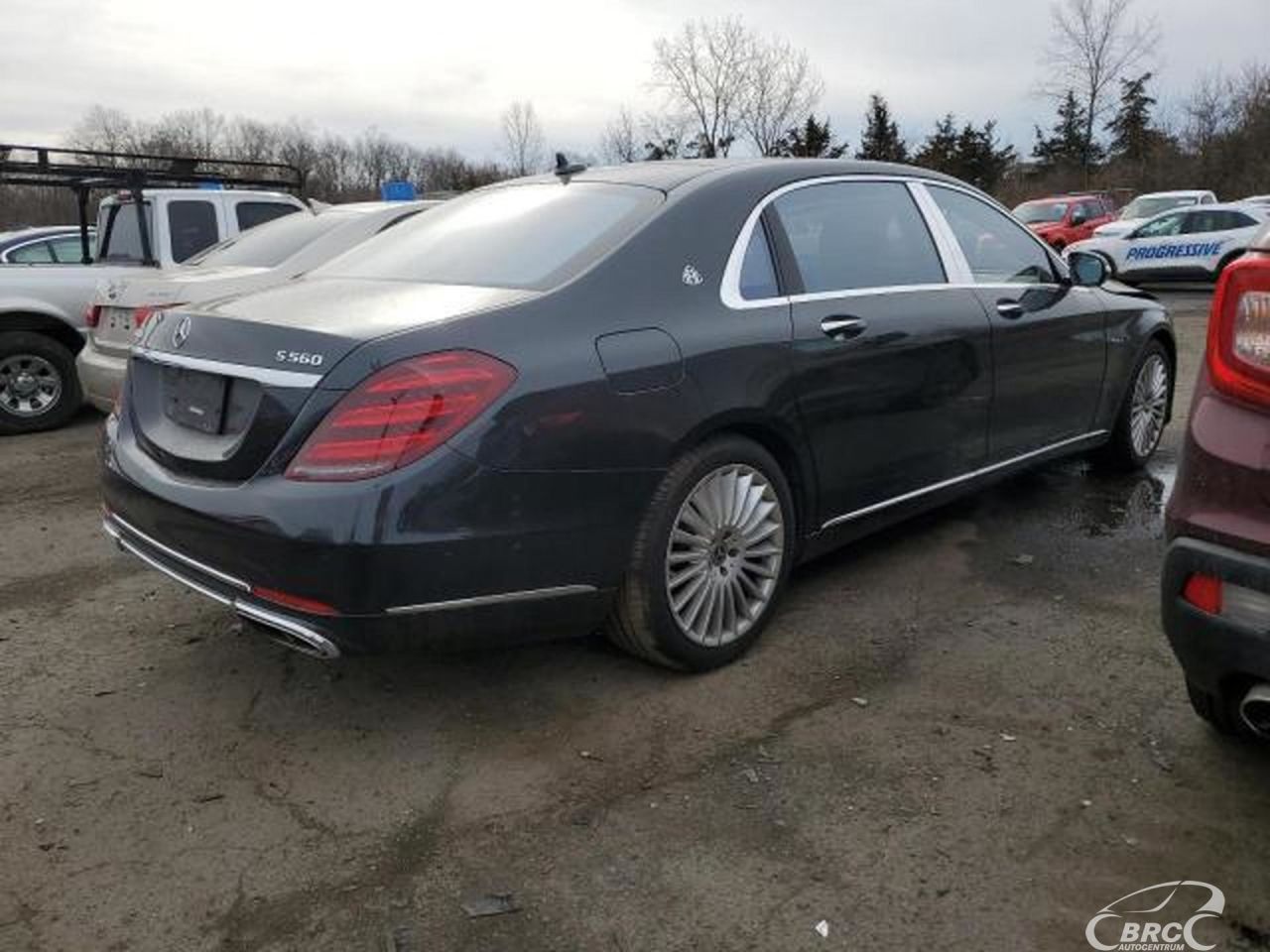 Mercedes-Benz S560 | 52
