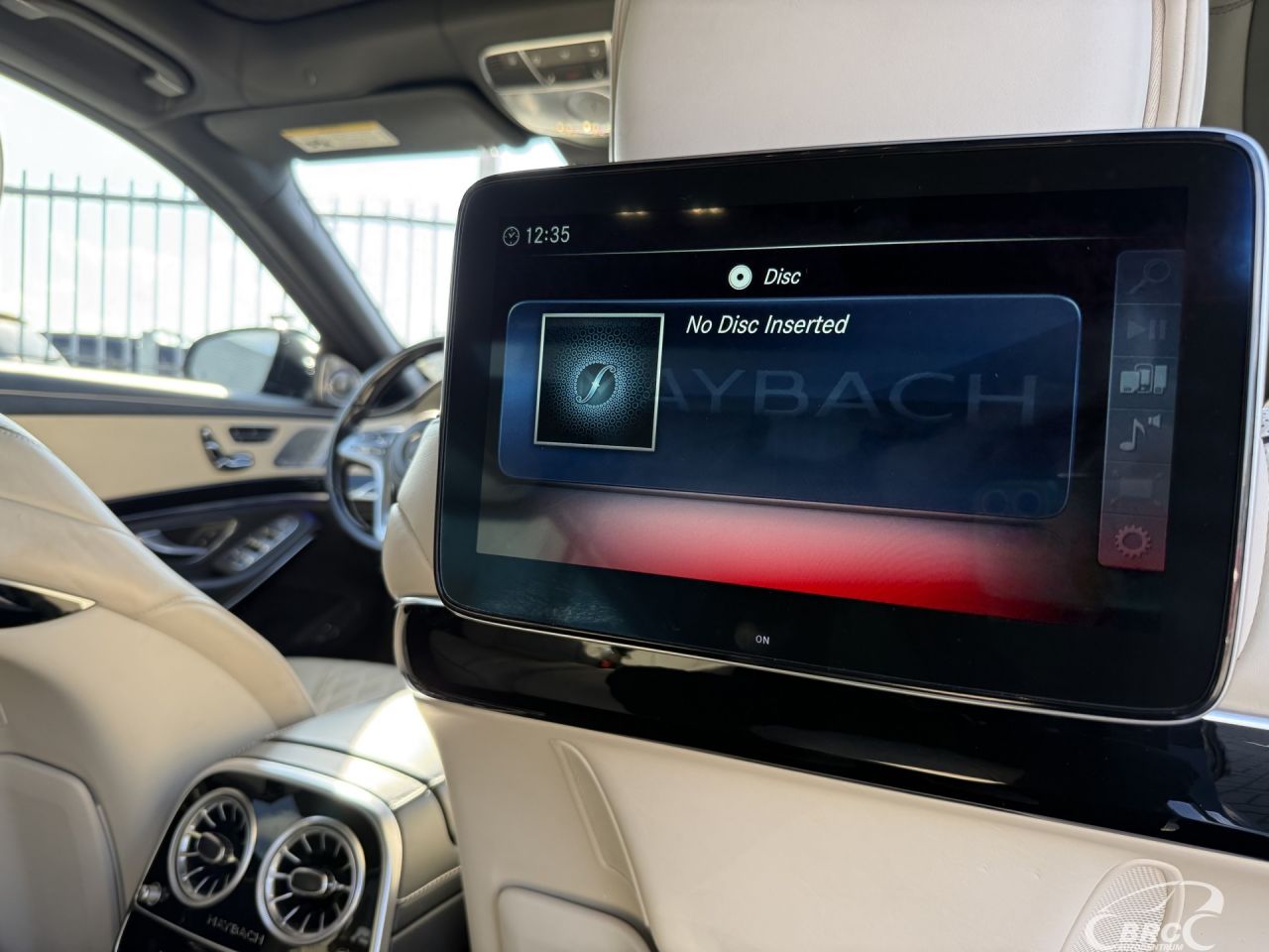 Mercedes-Benz S560 | 19