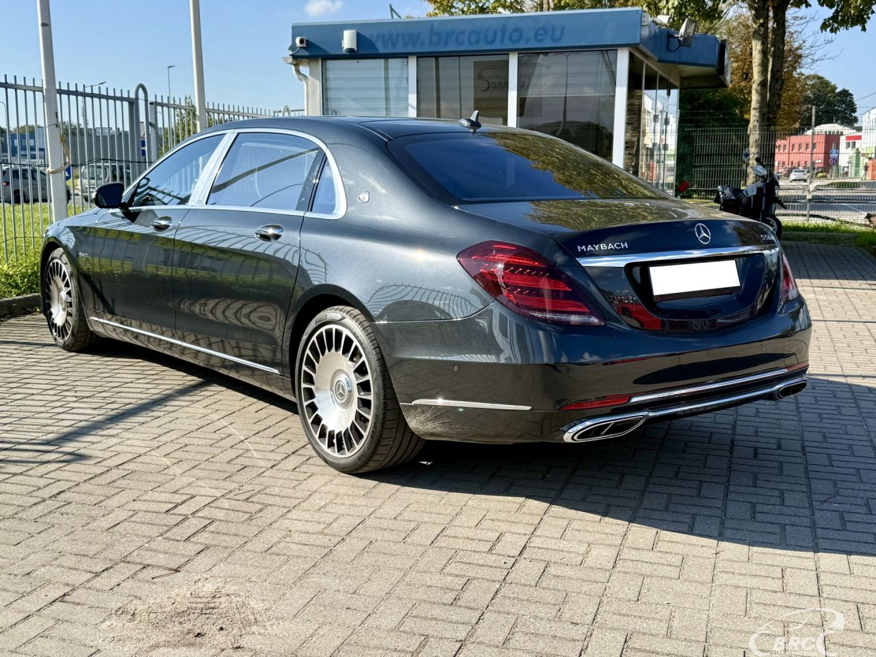 Mercedes-Benz S560 | 5