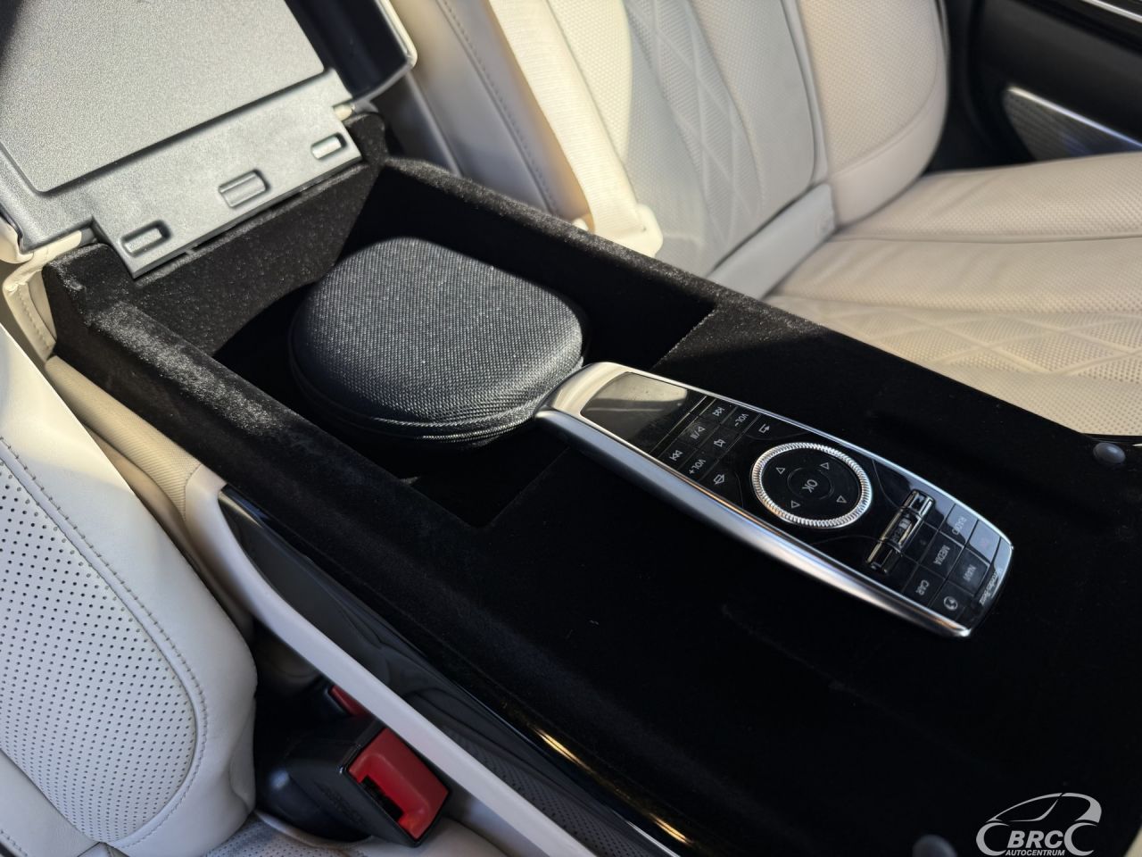 Mercedes-Benz S560 | 21