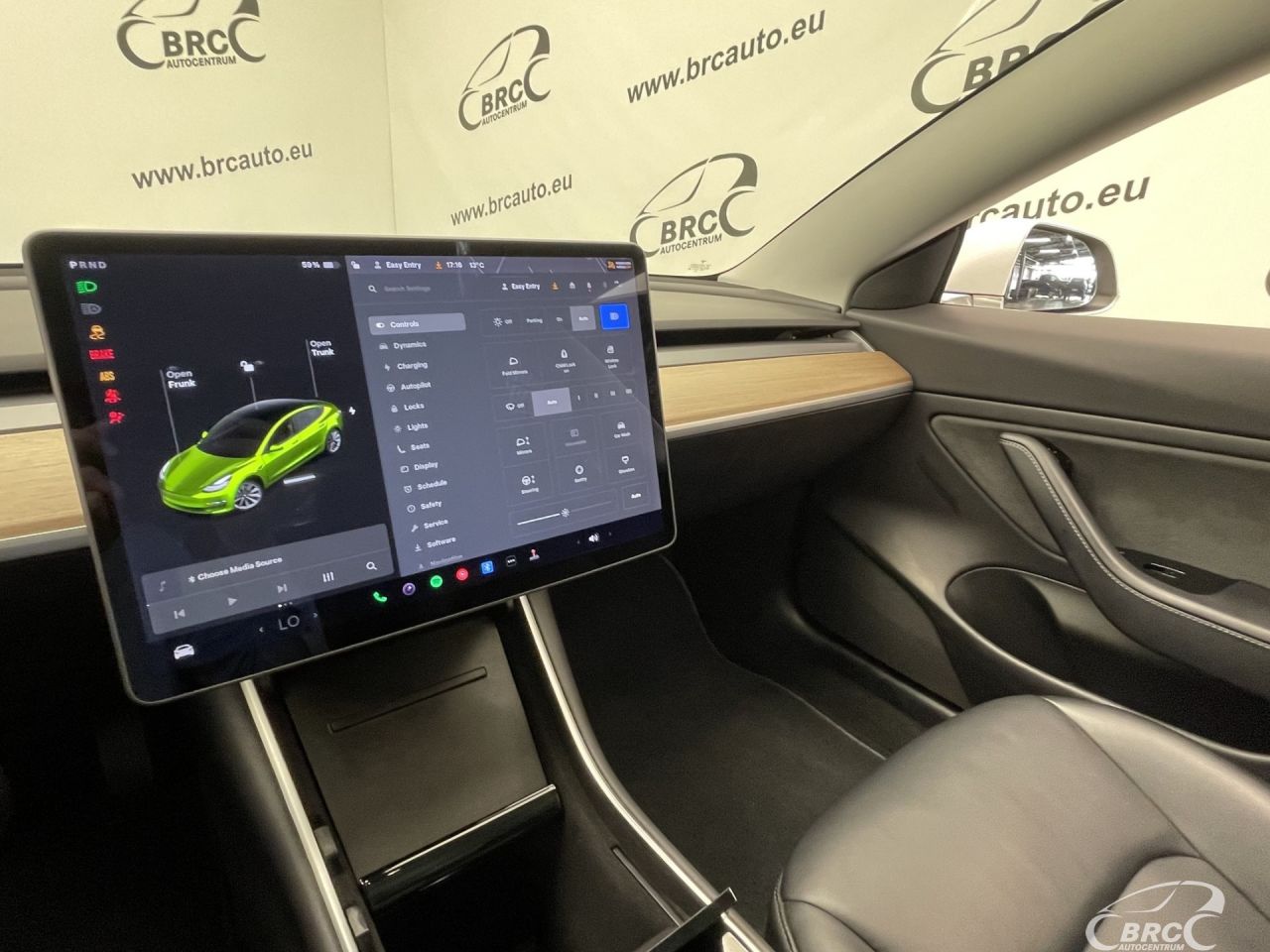 Tesla Model 3 | 22