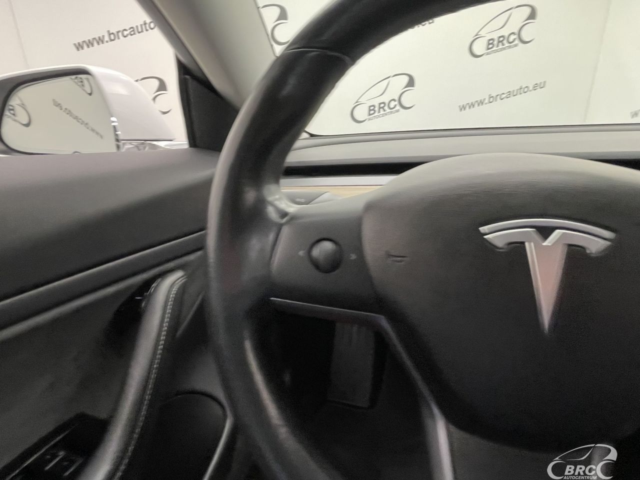Tesla Model 3 | 25