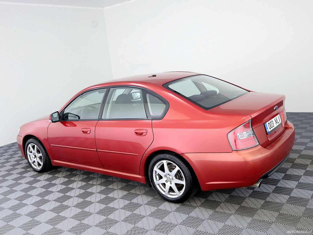 Subaru Legacy | 3