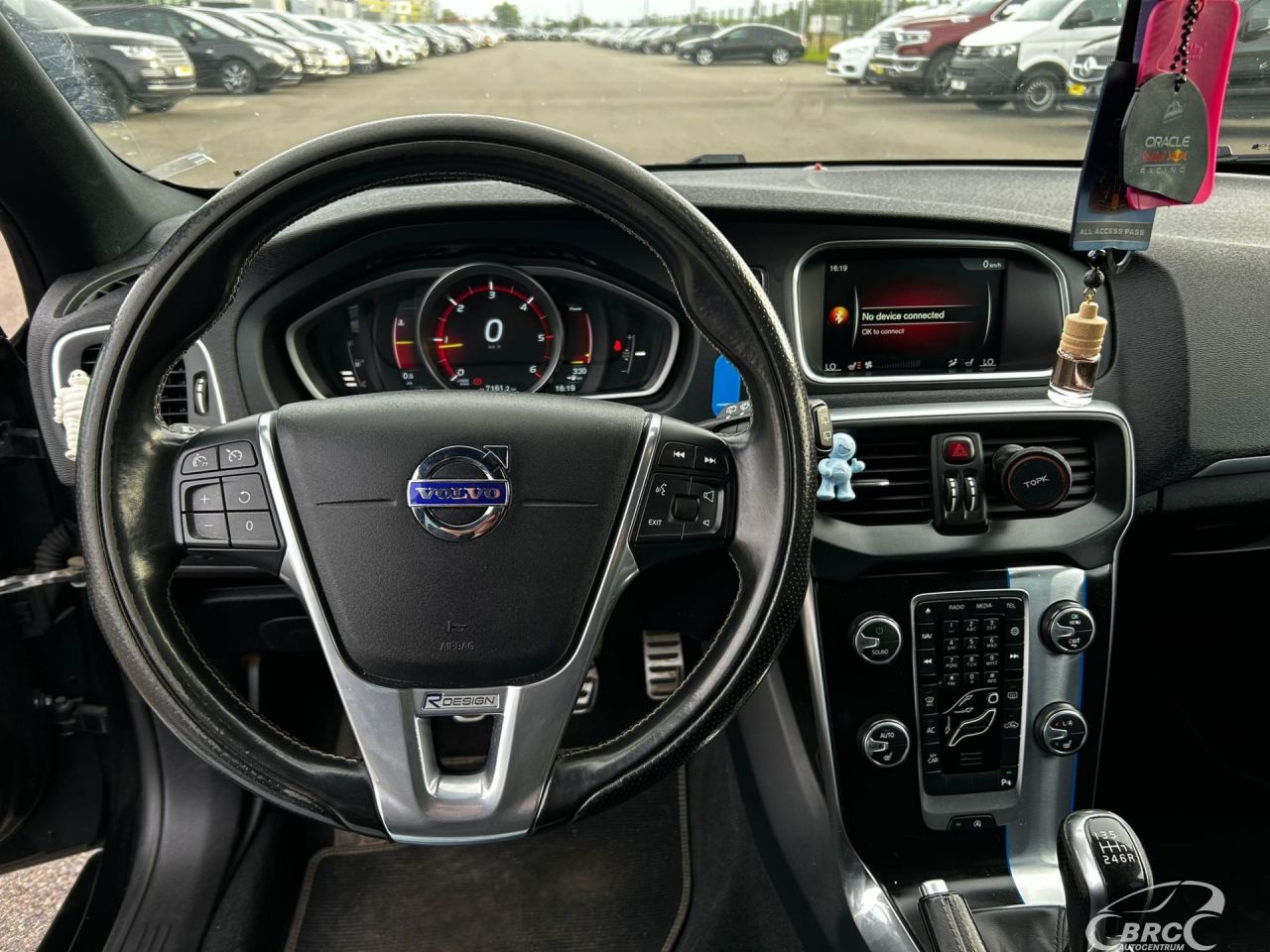 Volvo V40 | 17