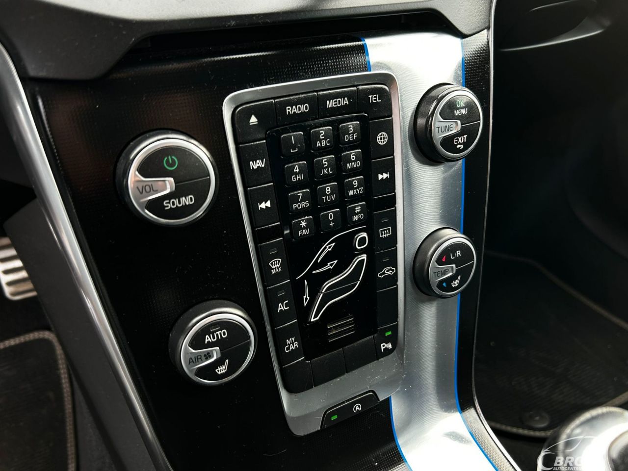 Volvo V40 | 19