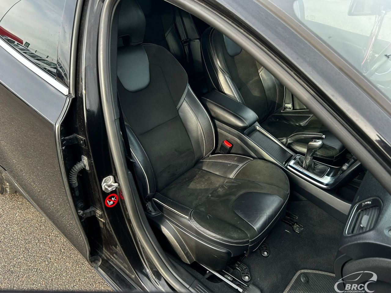 Volvo V40 | 15