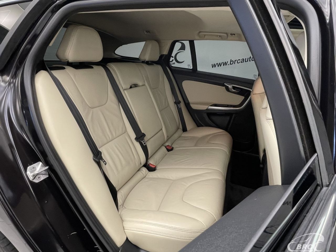 Volvo V60 | 11