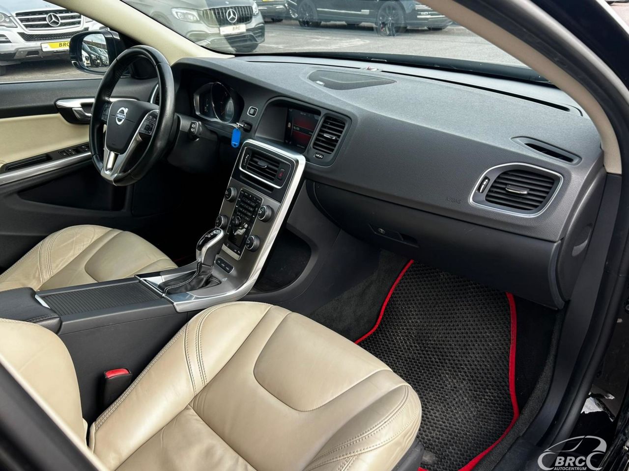 Volvo V60 | 9