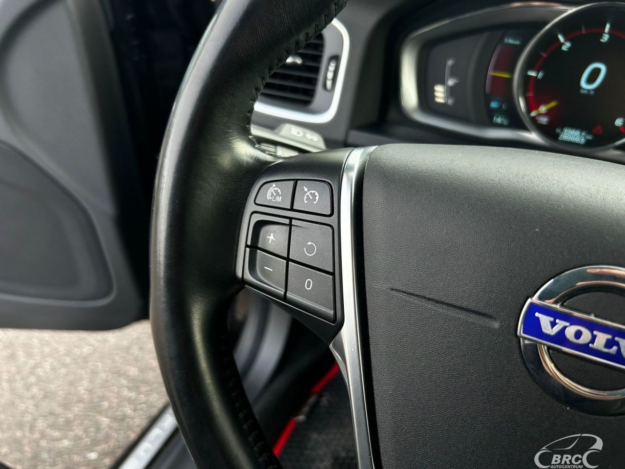 Volvo V60 | 15